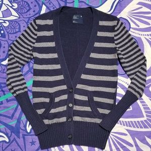 AEO Button Cardigan